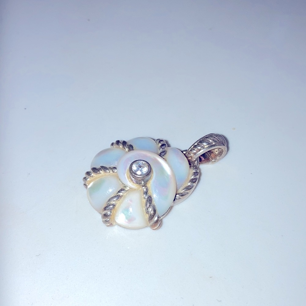 Judith Ripka sterling silver mother of pearl pendant - Picture 2 of 4